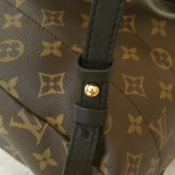 Louis Vuitton backpack mm authentic - Picture 6 of 8